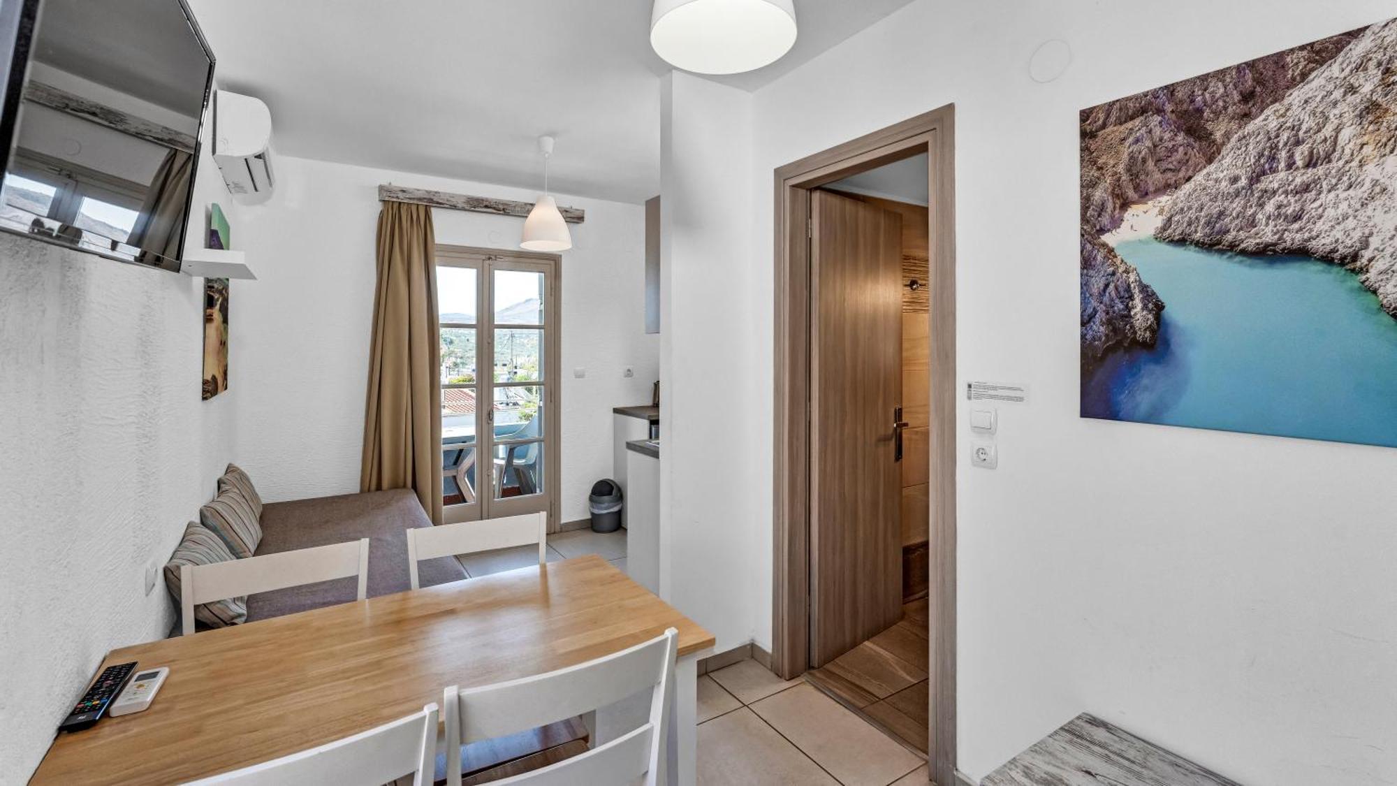 Evina Rooms & Suites Kokkini Hani Екстериор снимка