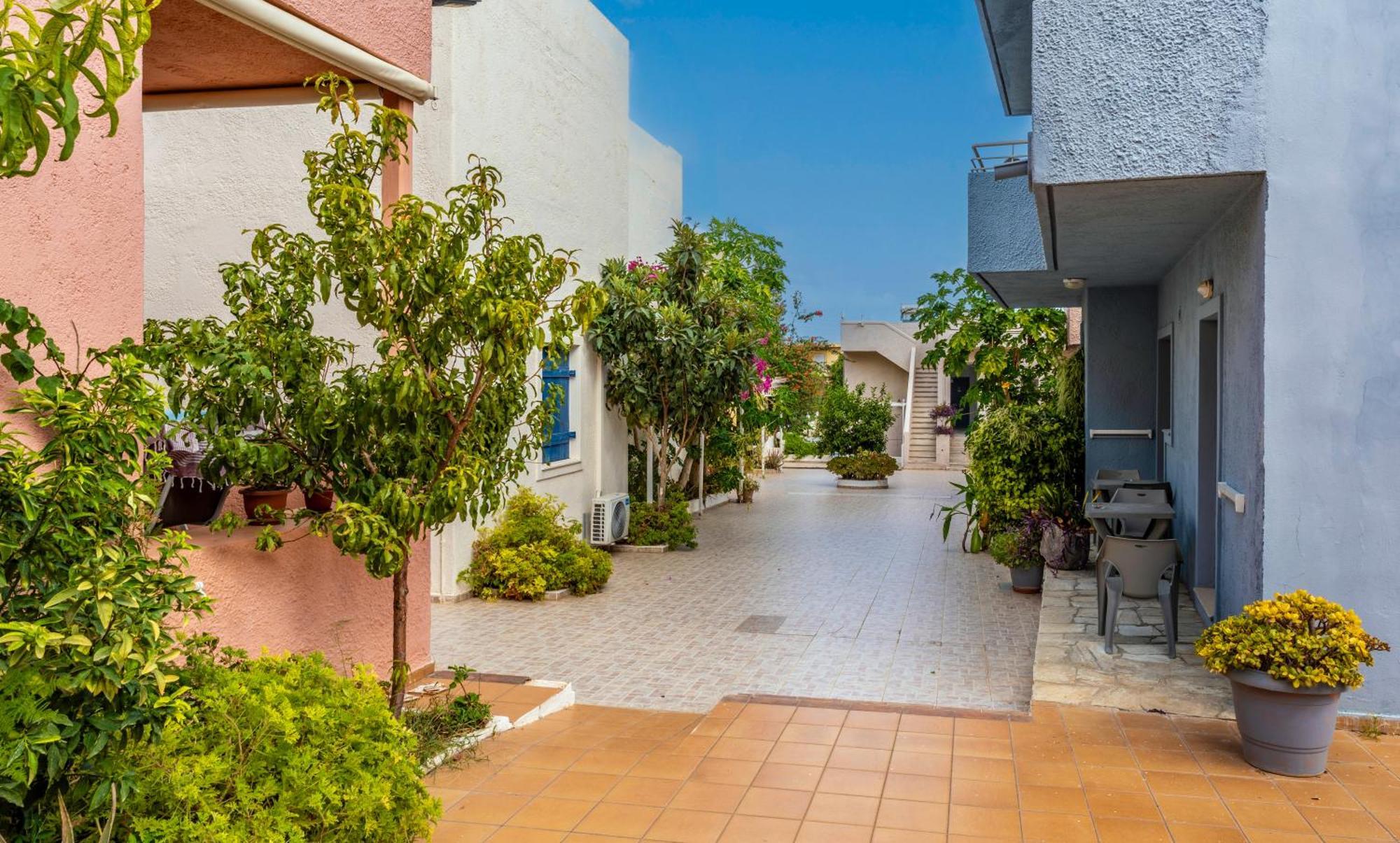 Evina Rooms & Suites Kokkini Hani Екстериор снимка