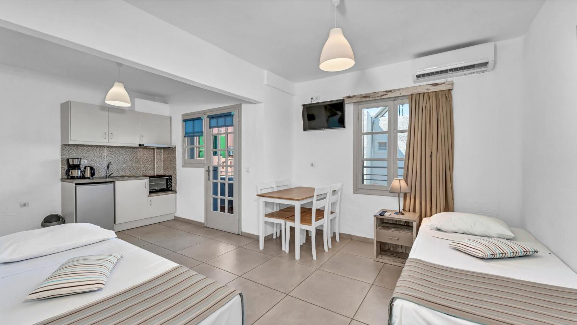 Evina Rooms & Suites Kokkini Hani Екстериор снимка